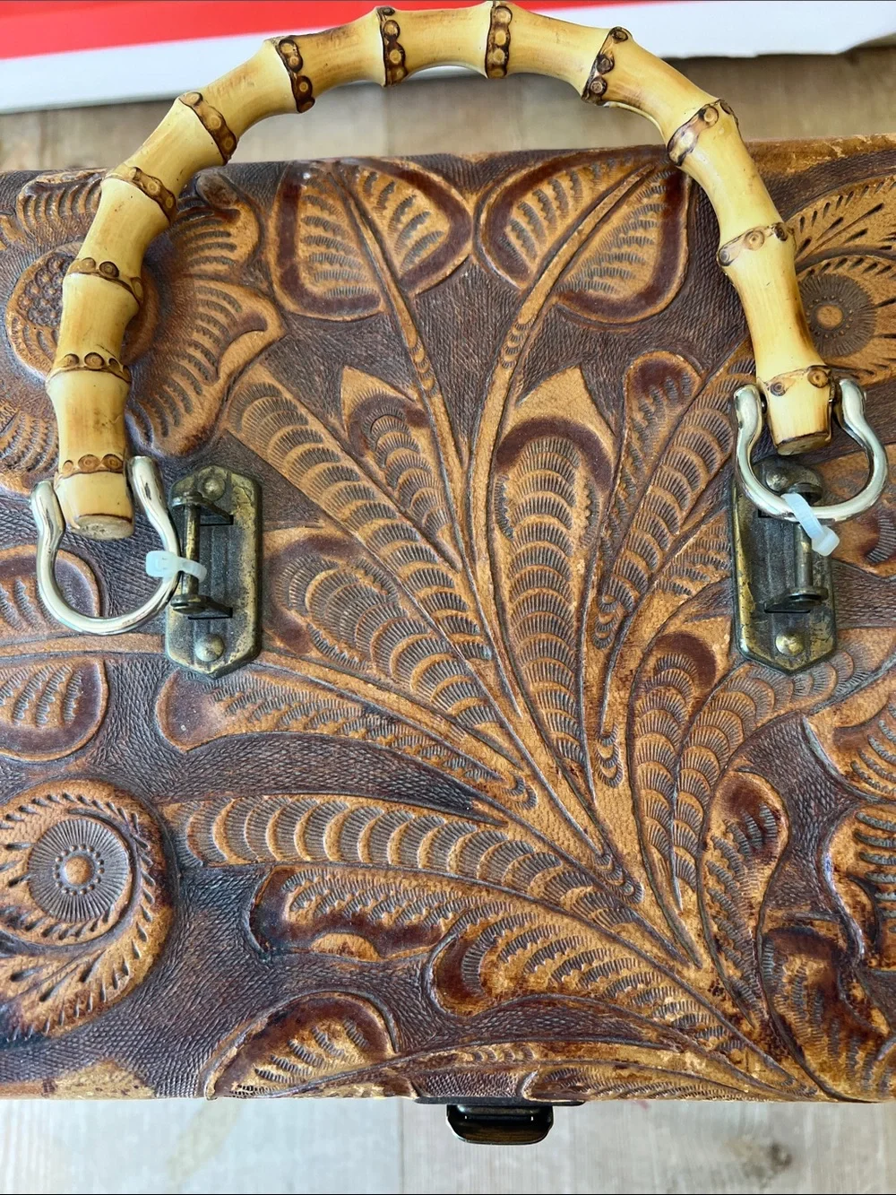 Flores’ Bags Vintage Tooled Leather Floral Travel Case - Brown
